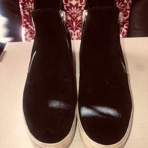 Steve Madden hidden wedge shoe size 9